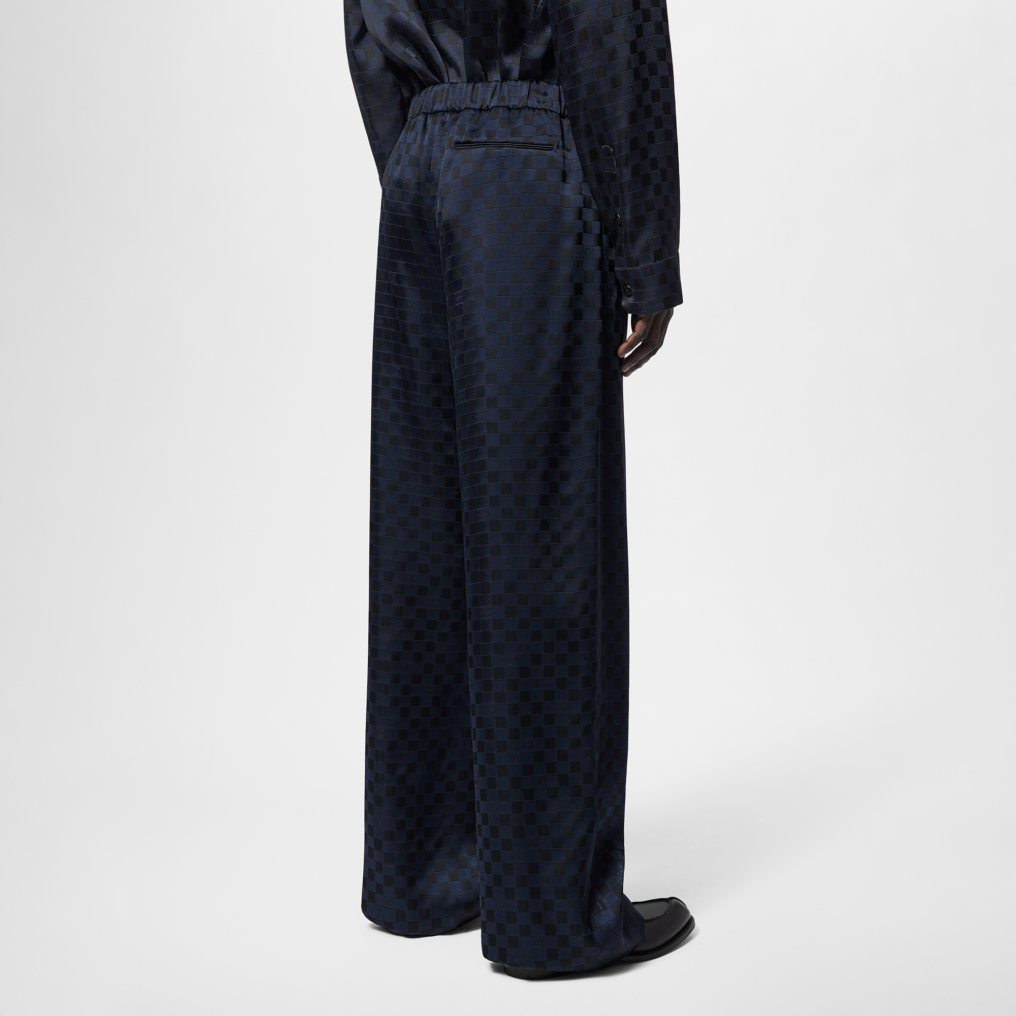 Silk Blend Evening Pyjama Pants  in Men's Ready-to-Wear Trousers collections by Louis Vuitton (Product zoom)